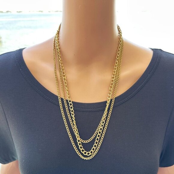 Vintage Necklace Triple Strand Gold Tone Chain Filigree Clasp - Picture 2 of 3